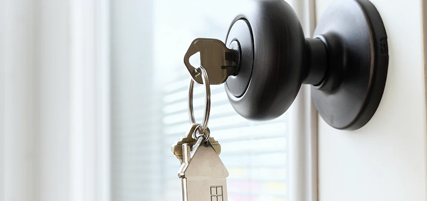 Bifold Door Knob Replacement in Temecula, California